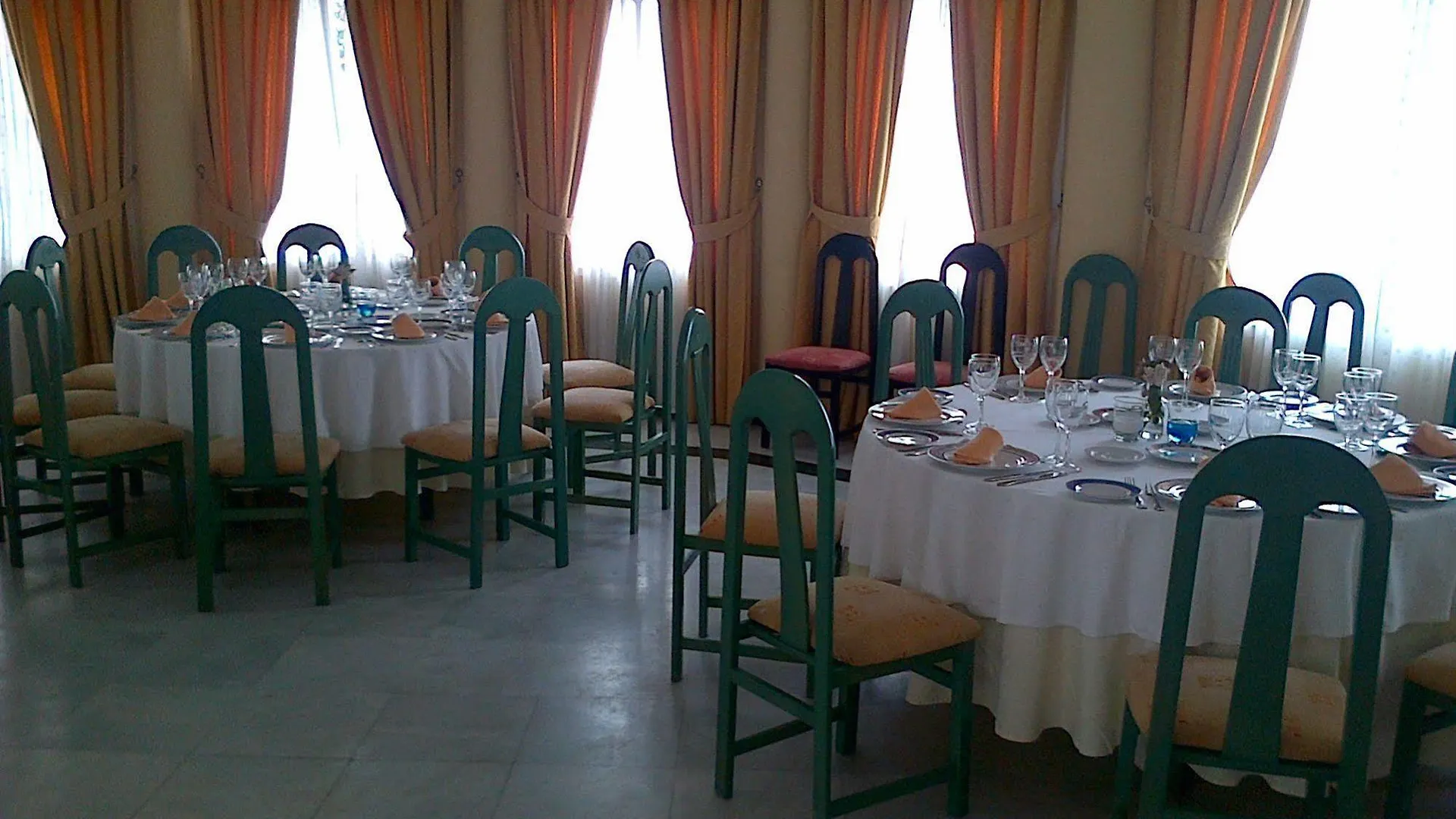 Hotel Mitra Crisalida Cabra
