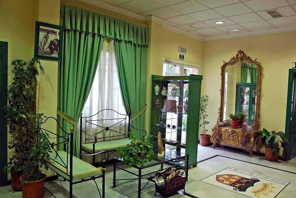 Hotel Mitra Crisalida Cabra